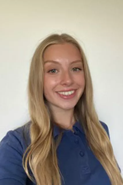 Mackenzie Dickinson Sports Therapist
